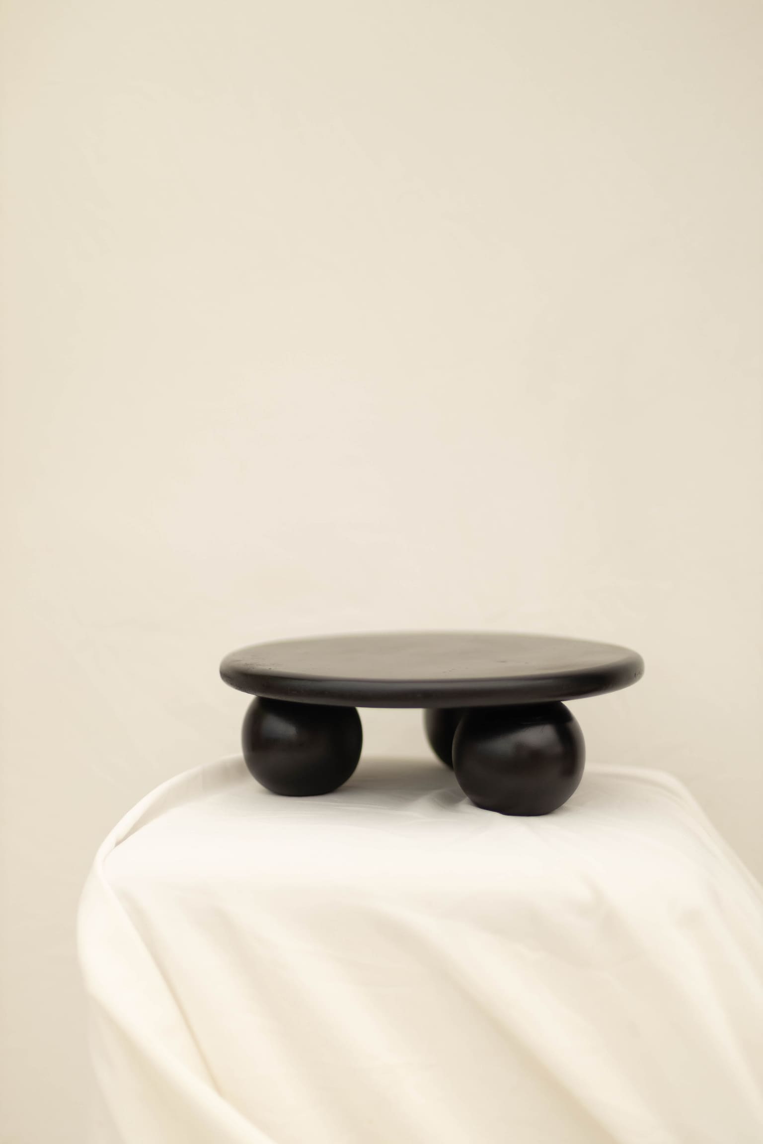ÉGWA collection — gallery piece 5